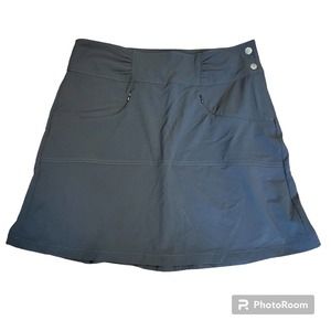 Athleta Hit The Trail Black Skort Women's Size 6 Great condition!